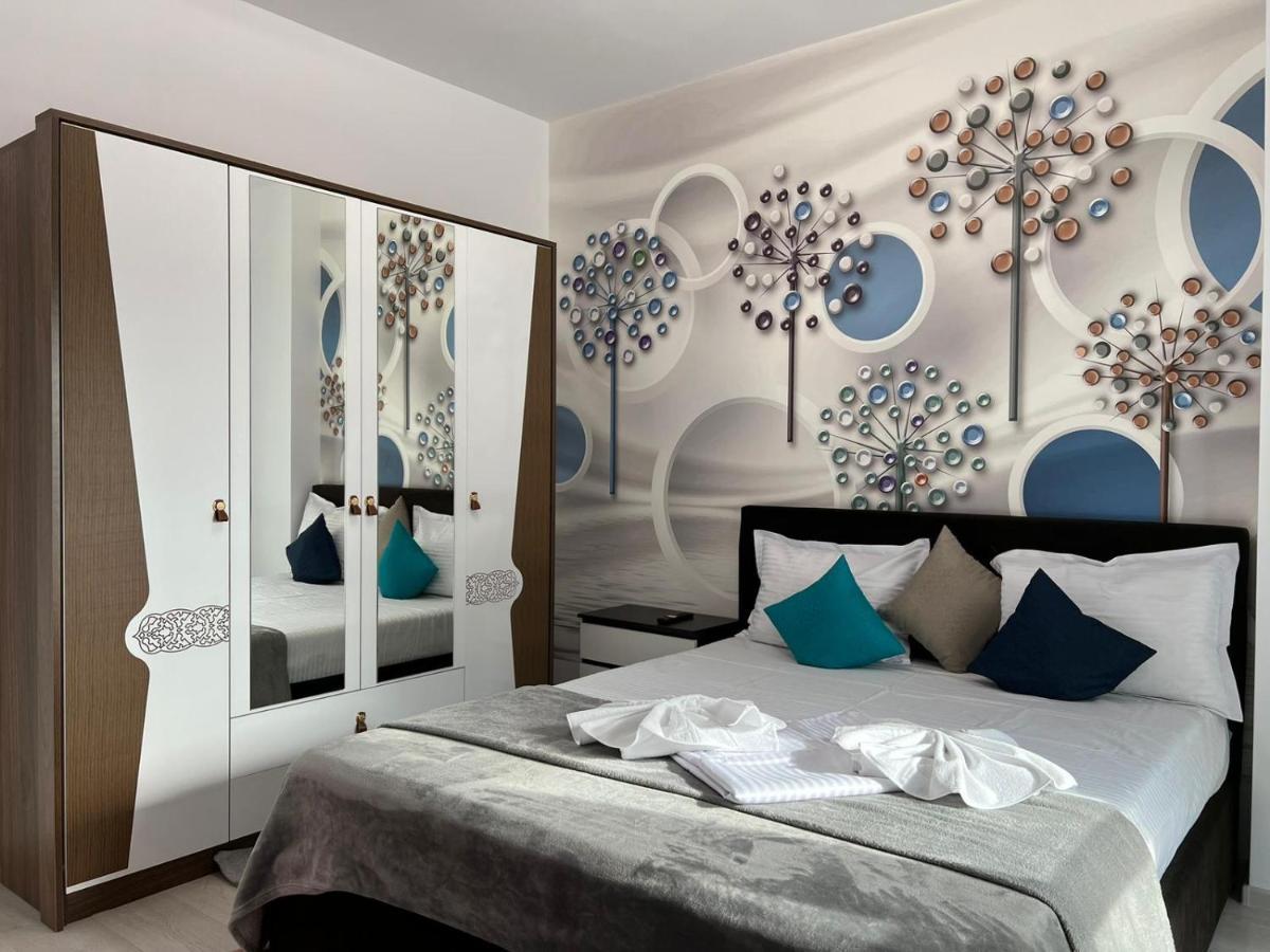 Studios & Apartments Palas By Glam At Lazar Towers Iasi Exteriör bild