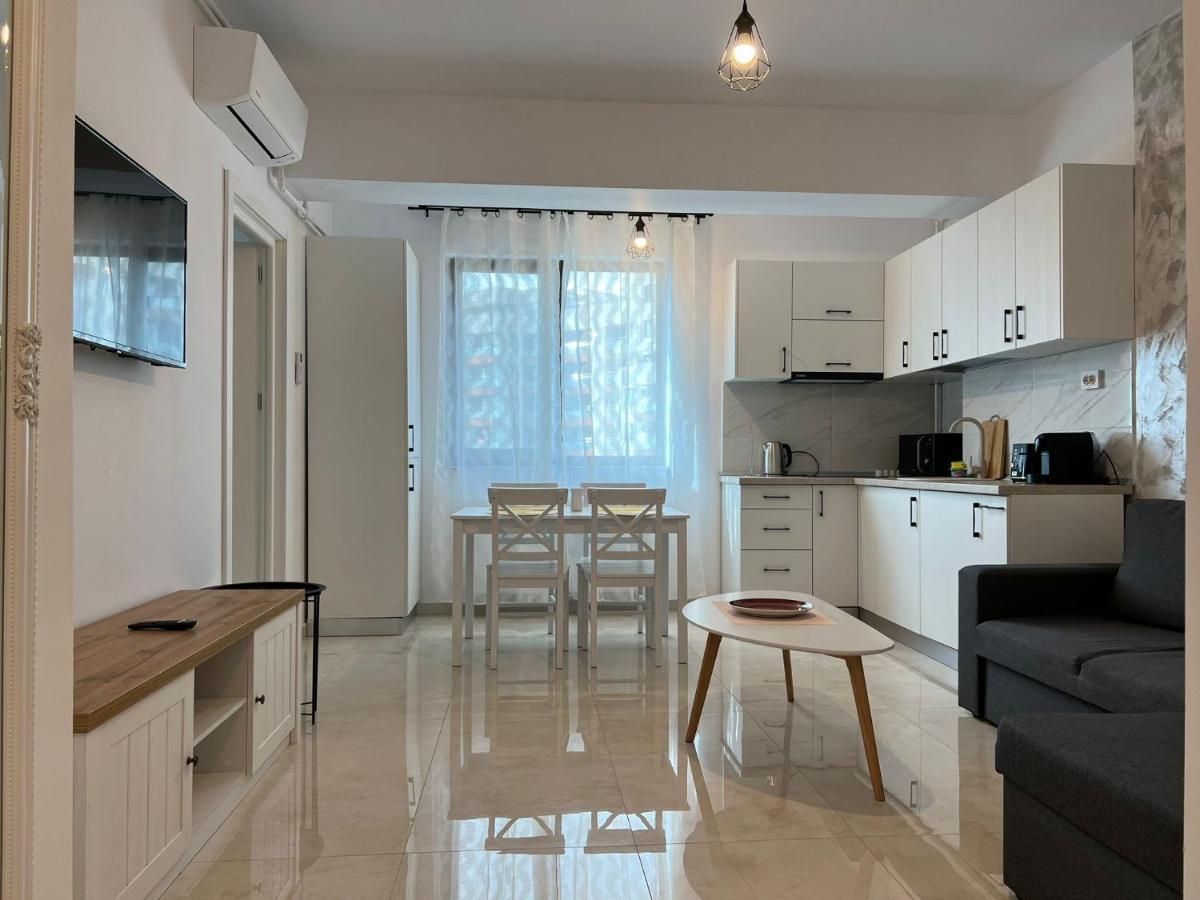 Studios & Apartments Palas By Glam At Lazar Towers Iasi Exteriör bild