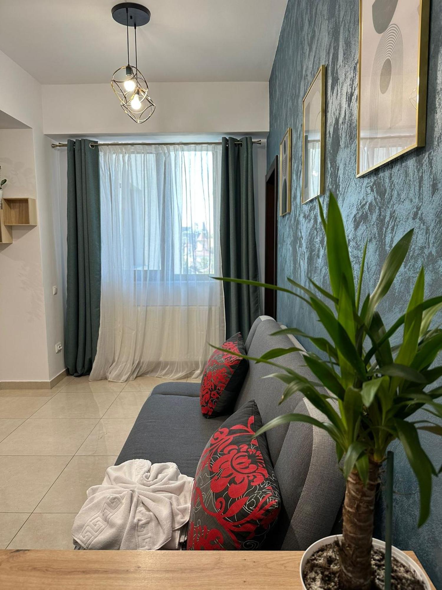 Studios & Apartments Palas By Glam At Lazar Towers Iasi Exteriör bild