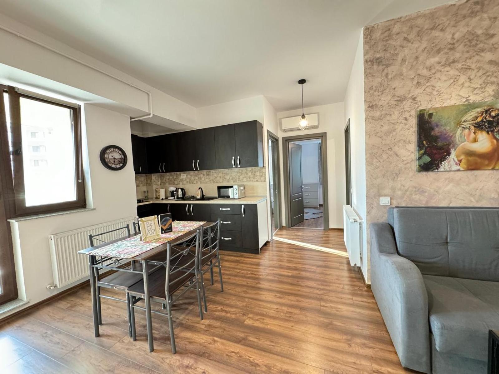 Studios & Apartments Palas By Glam At Lazar Towers Iasi Exteriör bild