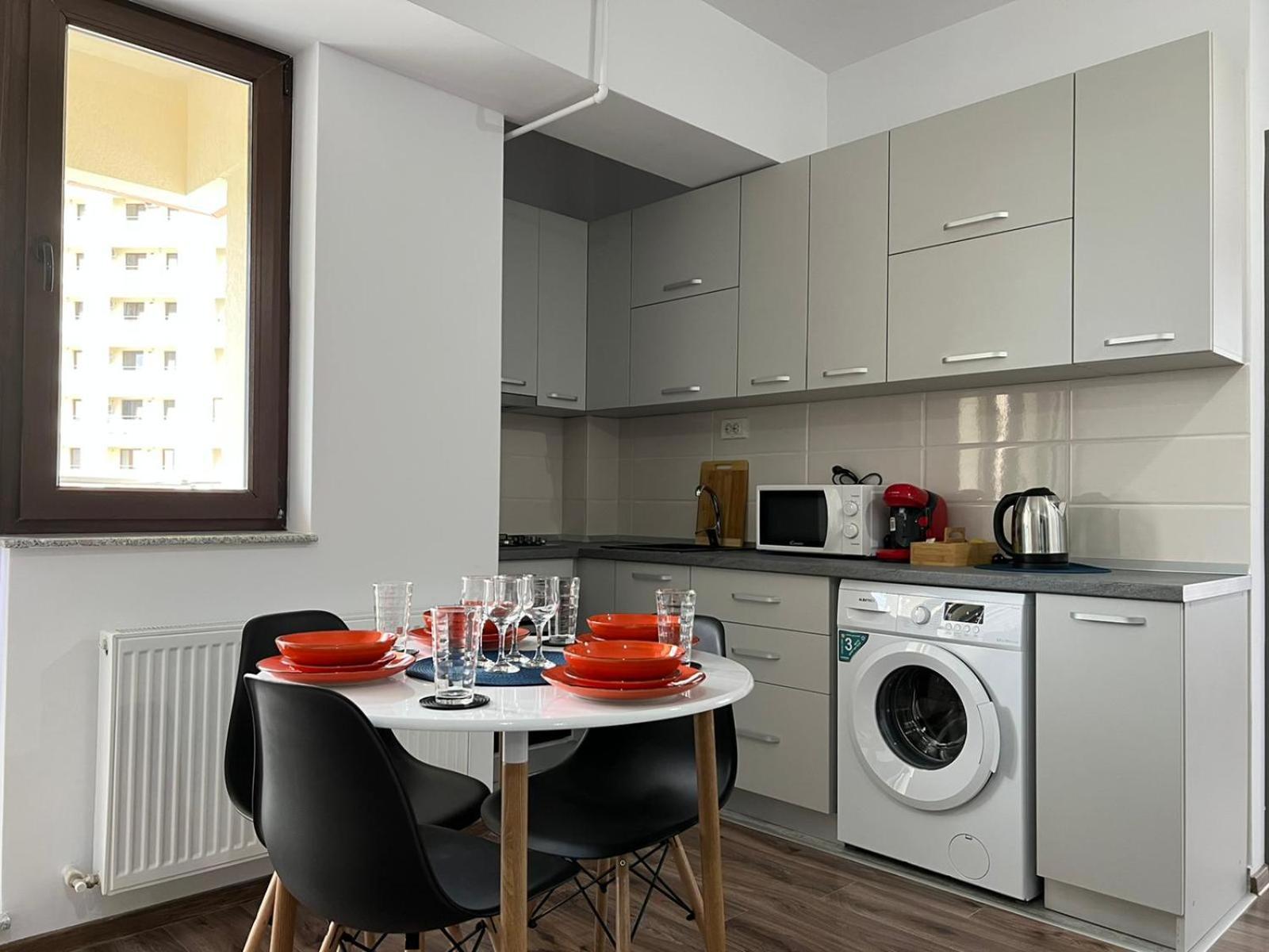 Studios & Apartments Palas By Glam At Lazar Towers Iasi Exteriör bild