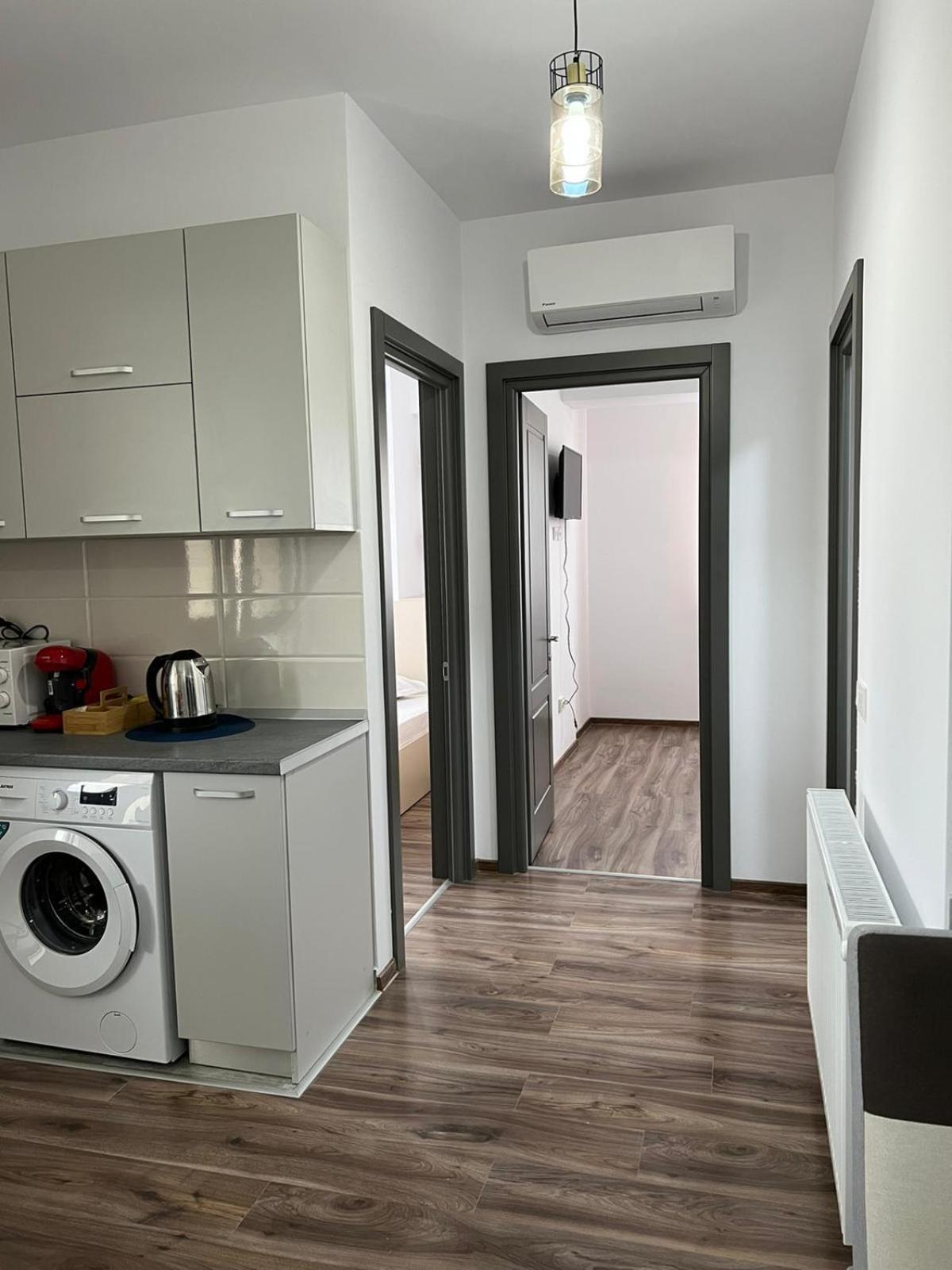 Studios & Apartments Palas By Glam At Lazar Towers Iasi Exteriör bild